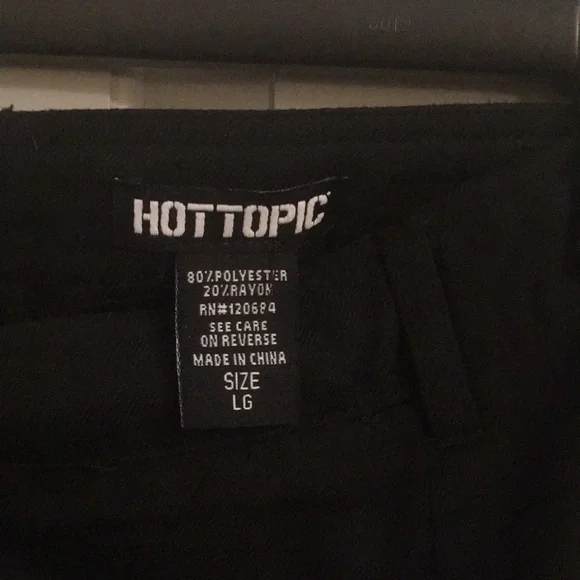 Hot Topic Triple Chain Mini Skirt Black - Picture 3 of 5